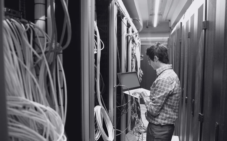 Buenas prácticas de soporte a puntos de venta para empezar el año sin caídas